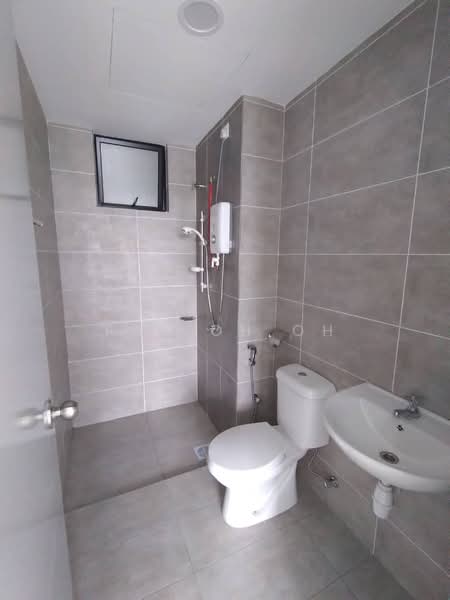 Kondominium untuk Dijual di Mizumi Residences - Ray Oh Oh - Bathroom - PropertyGuru.com.my