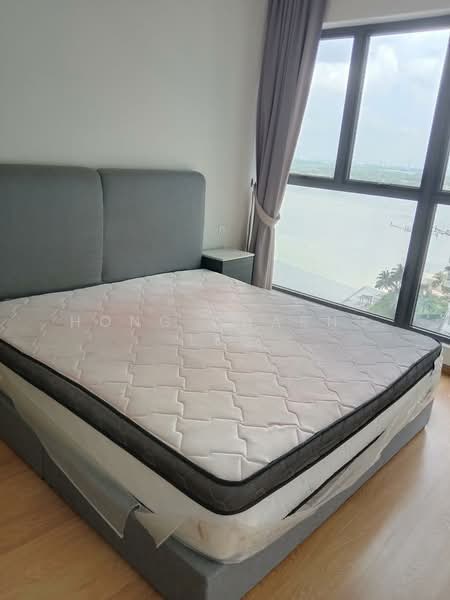 Condominium for Rent at Kings Bay @ Country Garden Danga Bay - Hong Charng Lee - Bedroom - PropertyGuru.com.my