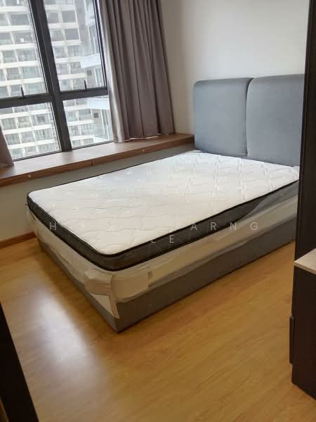 Condominium for Rent at Kings Bay @ Country Garden Danga Bay - Hong Charng Lee - Bedroom - PropertyGuru.com.my