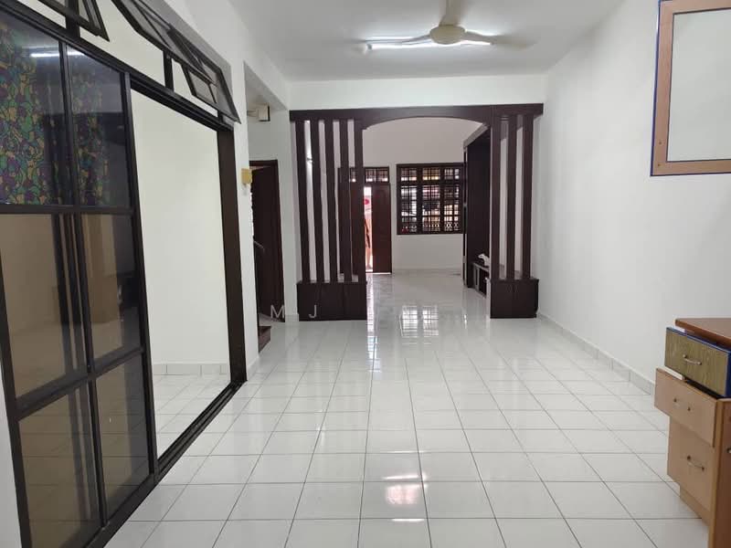 Rumah Teres 1.5 Tingkat untuk Disewa di Taman Pelangi Indah (Ulu Tiram) - MJ Lai - PropertyGuru.com.my