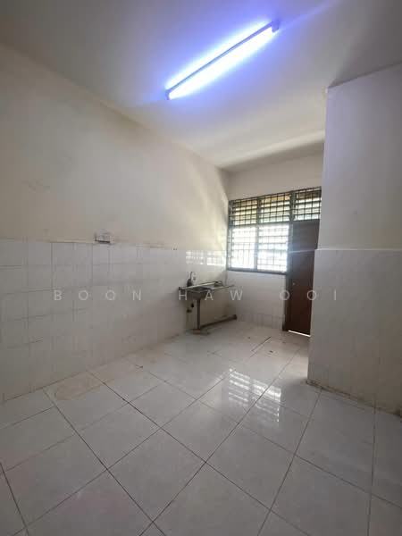 Rumah Teres 2 Tingkat untuk Disewa di Taman Merak Jaya (Simpang Ampat) - Boon Haw Ooi - Kitchen - PropertyGuru.com.my