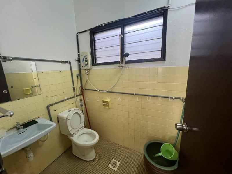 Rumah Teres 1 Tingkat untuk Dijual di SS18 (Subang Jaya) - Vanessa Loke - Bathroom - PropertyGuru.com.my