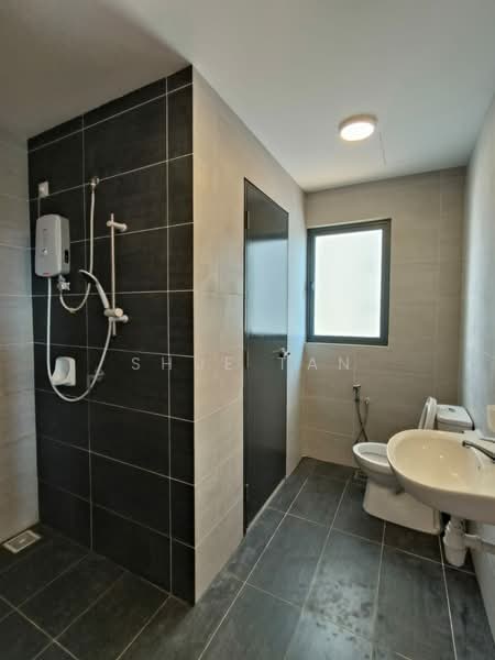 Service Residence for Rent at Stanford Suites @ EduSentral - Shue Tan - Bathroom - PropertyGuru.com.my