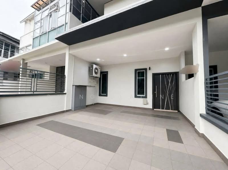 Rumah Teres 2 Tingkat untuk Dijual di Taman Mount Austin (Tebrau) - Phang Elainne - PropertyGuru.com.my