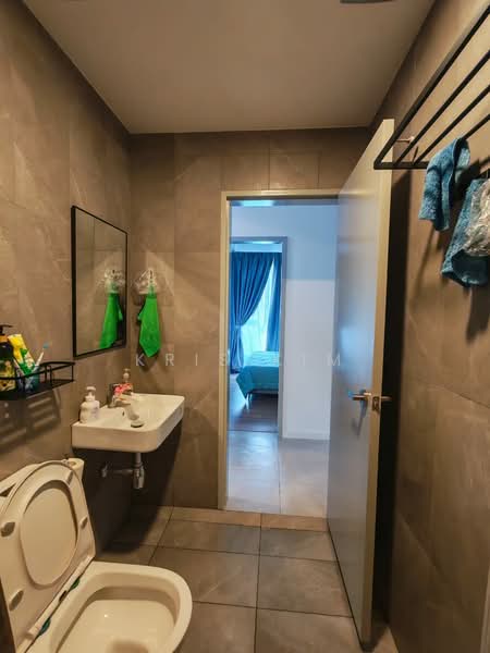 Servis Apartment untuk Disewa di Alira @ Metropark Subang - Kris Kim - Bathroom - PropertyGuru.com.my