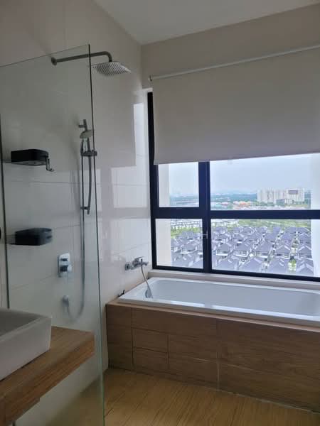 Kondominium untuk Disewa di The Parque Residences - JH Goh - Bathroom - PropertyGuru.com.my