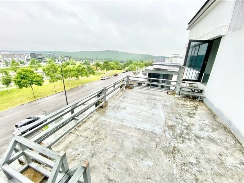 Factory for Rent in Eco Business Park 1 (Johor Bahru) - Phang Elainne - Exterior - PropertyGuru.com.my