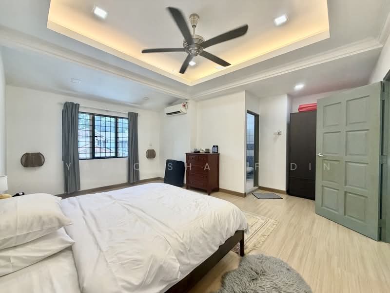 Untuk Dijual - Seksyen 4