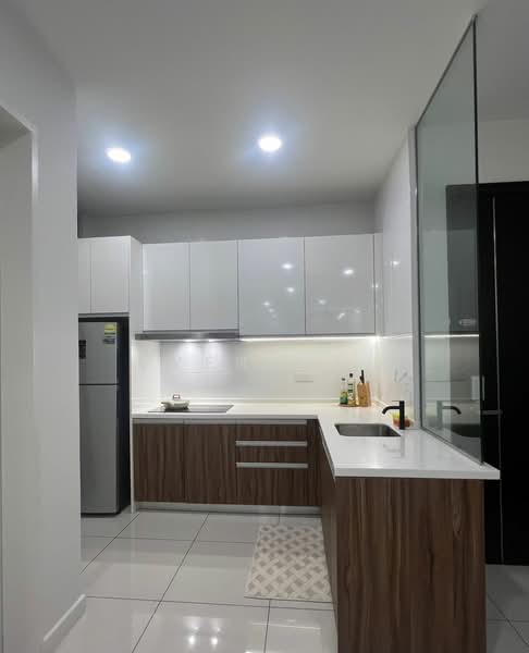 Servis Apartment untuk Disewa di Setia Sky 88 - Yen Ma - Kitchen - PropertyGuru.com.my