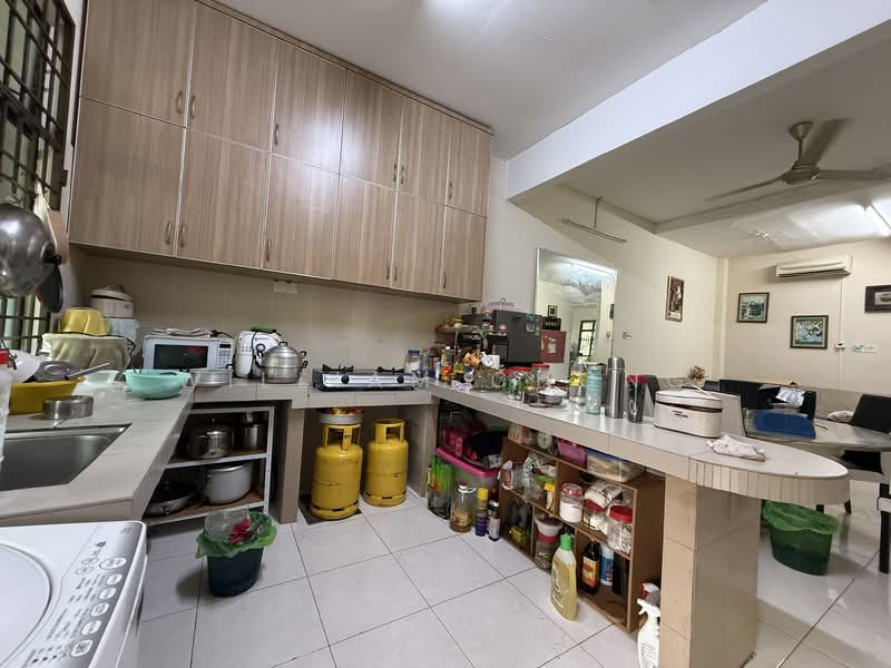 Semi-Detached House for Sale in Taman Rembia Perkasa (Rembia) - William Chong - Kitchen - PropertyGuru.com.my