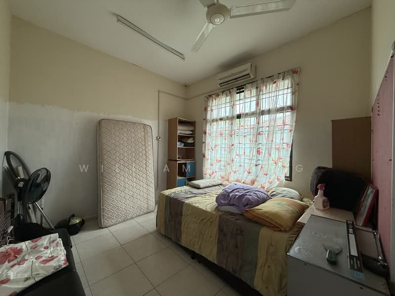 Semi-Detached House for Sale in Taman Rembia Perkasa (Rembia) - William Chong - Bedroom - PropertyGuru.com.my