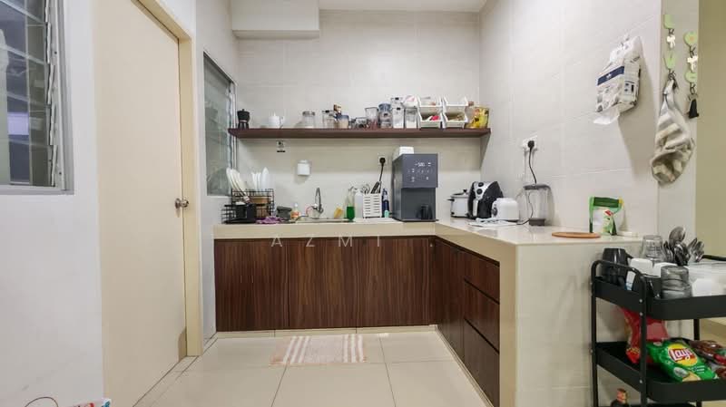 Apartment for Sale at Pangsapuri Seri Mutiara - Azmi . - PropertyGuru.com.my