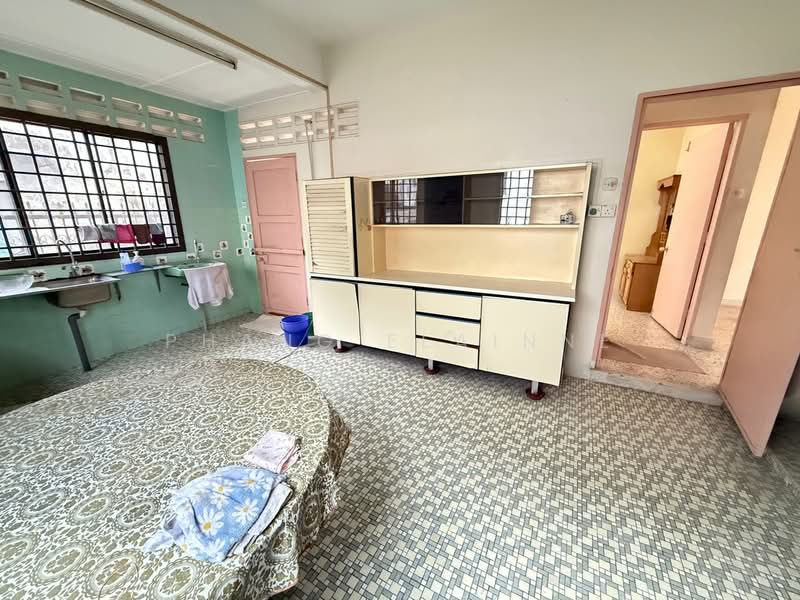 Rumah Teres 2 Tingkat untuk Dijual di Taman Pelangi (Johor Bahru) - Phang Elainne - Kitchen - PropertyGuru.com.my