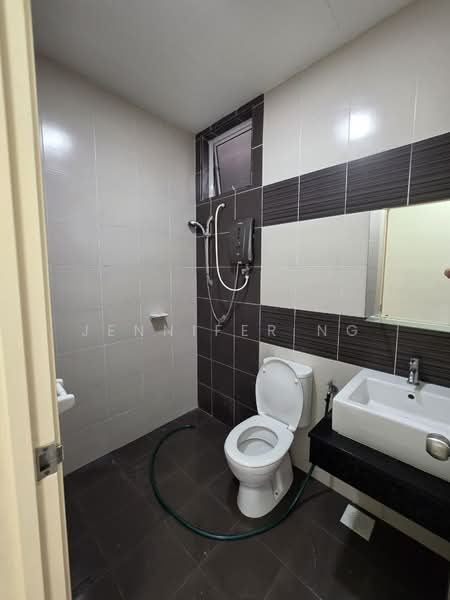 Pangsapuri untuk Dijual di Horizon Residence (Dwi Mutiara) - Jennifer Ng - Bathroom - PropertyGuru.com.my