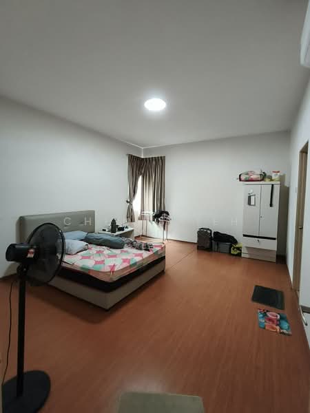 Rumah Berkembar untuk Dijual di Taman Kempas Utama (Tebrau) - Chen Shieh Yu - Bedroom - PropertyGuru.com.my