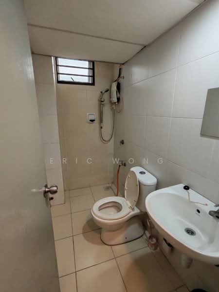 Pangsapuri untuk Disewa di The Pines Residence - Eric Wong - PropertyGuru.com.my