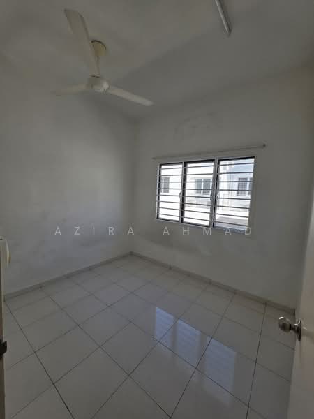 2-storey Terraced House for Sale in Hulu Langat (Selangor) - Azira Ahmad - Interior - PropertyGuru.com.my