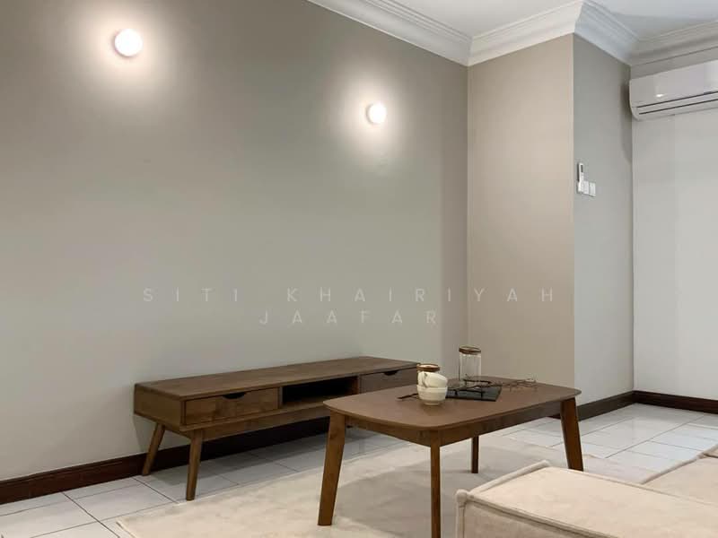 Kondominium untuk Dijual di Riana Green Condominium - SITI KHAIRIYAH JAAFAR - Living Room - PropertyGuru.com.my