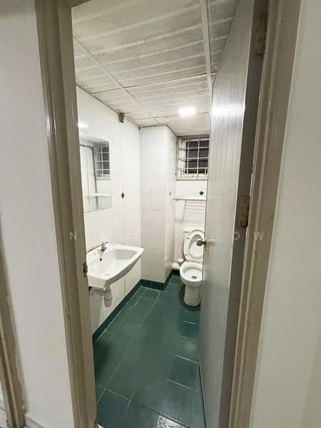 Condominium for Rent at N-Park Condominium - Andrew Chow - Bathroom - PropertyGuru.com.my