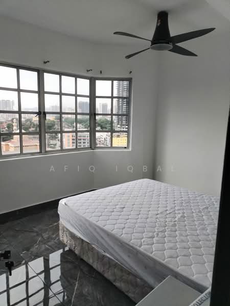 Condominium for Sale at Heritage - Afiq Iqbal - Bedroom - PropertyGuru.com.my