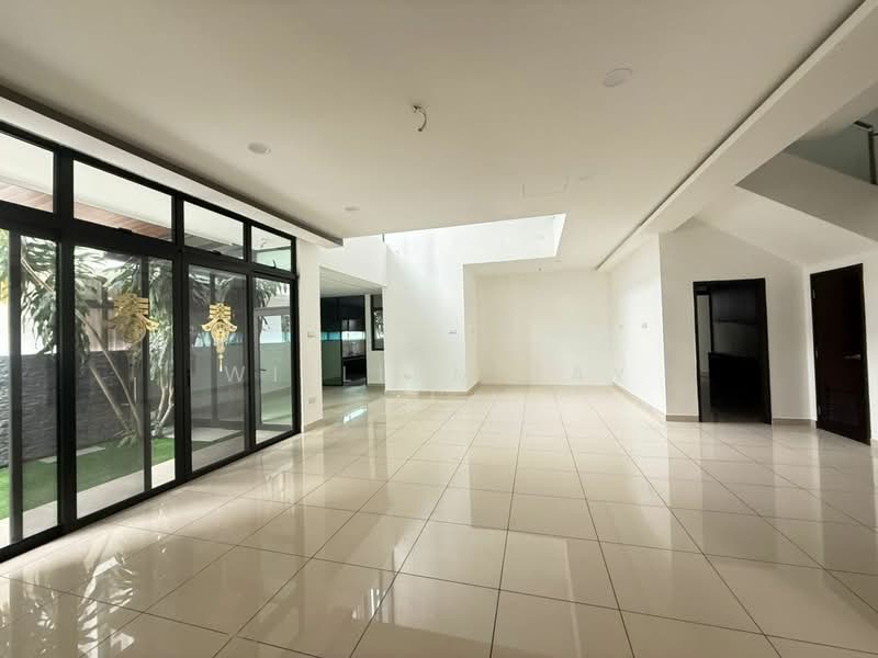 Semi-Detached House for Sale in Taman Gaya (Ulu Tiram) - William Tay - Living Room - PropertyGuru.com.my