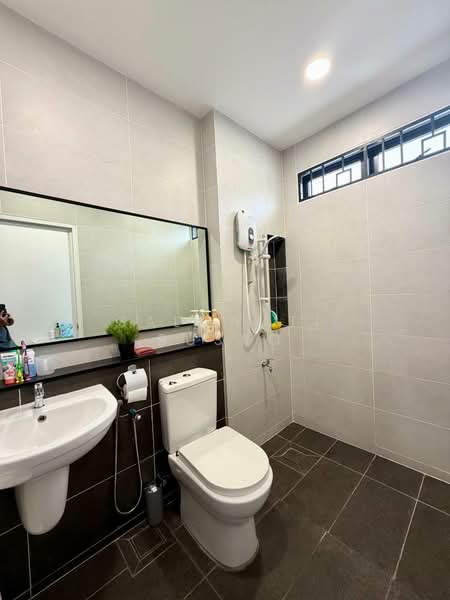 2-storey Terraced House for Sale in Elmina (Shah Alam) - Salawati Busro - Bathroom - PropertyGuru.com.my