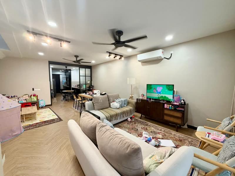 2-storey Terraced House for Sale in Elmina (Shah Alam) - Salawati Busro - Living Room - PropertyGuru.com.my