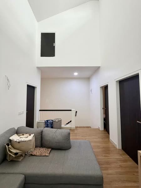 2-storey Terraced House for Sale in Elmina (Shah Alam) - Salawati Busro - Living Room - PropertyGuru.com.my