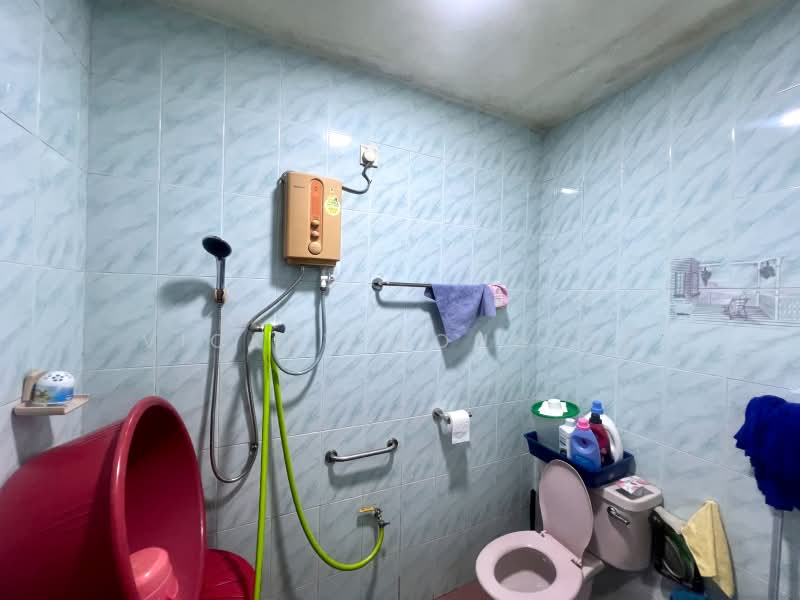 Rumah Teres 2 Tingkat untuk Dijual di Pandan Perdana (Cheras) - Vickky Wong CF - Bathroom - PropertyGuru.com.my