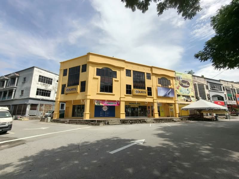 Shop / Office for Sale in Nilai (Negeri Sembilan) - Imran Isa - Exterior - PropertyGuru.com.my