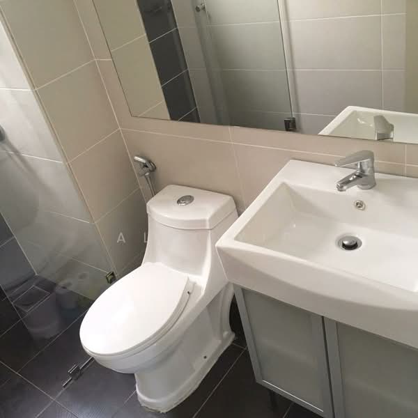 Kondominium untuk Disewa di Anyaman Residence - Alex Yip - Bathroom - PropertyGuru.com.my