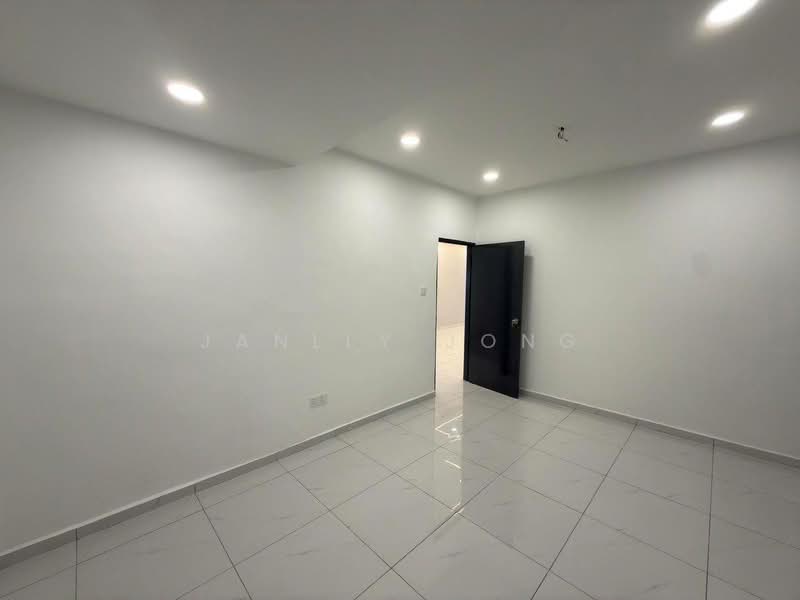 1-storey Terraced House for Sale in Taman Desa Skudai (Skudai) - Janlly Jong - Interior - PropertyGuru.com.my