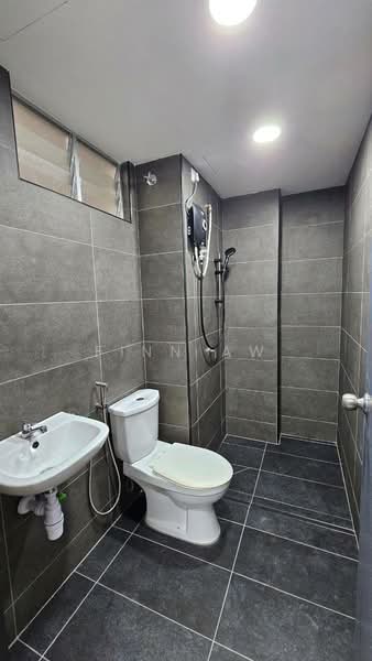Service Residence for Sale at Midas @ Seri Alam - Finn Aw - Bathroom - PropertyGuru.com.my