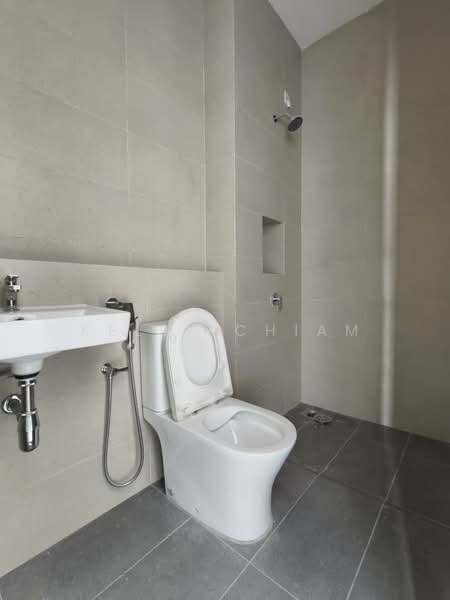 Cluster House for Sale in Taman JP Perdana (Johor Bahru) - Kelly Chiam - Bathroom - PropertyGuru.com.my