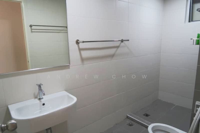 Kondominium untuk Disewa di Elit Heights @ Bayan City - Andrew Chow - Bathroom - PropertyGuru.com.my