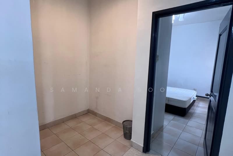 Kondominium untuk Dijual di Casa Tropicana - Samanda Soon - Bedroom - PropertyGuru.com.my