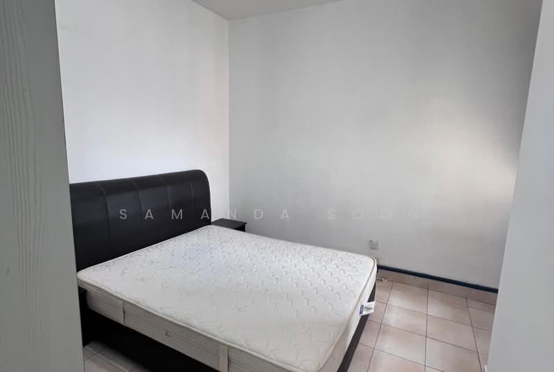 Kondominium untuk Dijual di Casa Tropicana - Samanda Soon - Bedroom - PropertyGuru.com.my