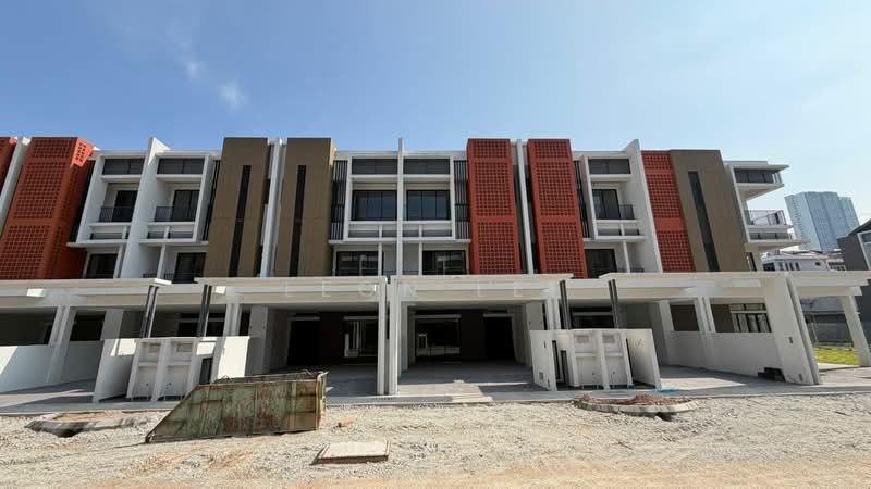 Terraced House for Sale in Happy Garden (Kuchai Lama) - Leon Lee - Exterior - PropertyGuru.com.my