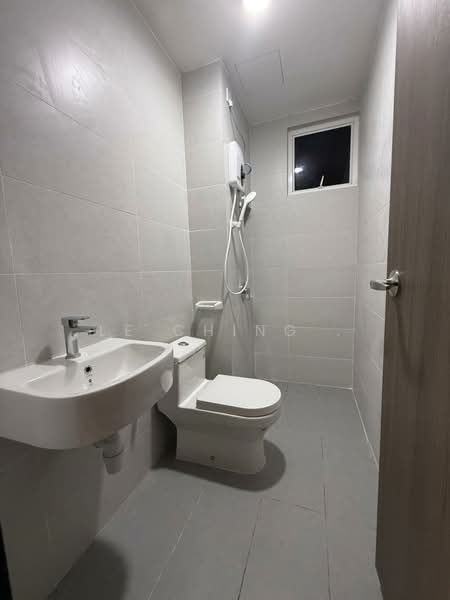 Servis Apartment untuk Disewa di TRELLIS RESIDENCES - Le Ching . - Bathroom - PropertyGuru.com.my