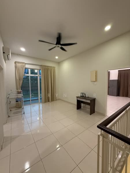 Semi-Detached House for Sale in Kelapa Sawit (Kulai) - Caryn Ter - Living Room - PropertyGuru.com.my