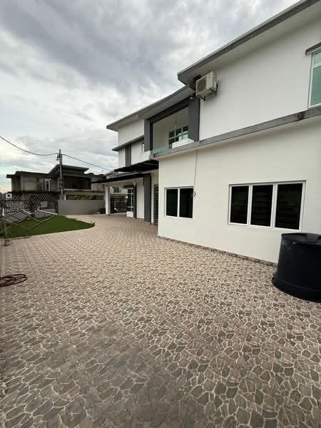 Semi-Detached House for Sale in Kelapa Sawit (Kulai) - Caryn Ter - Exterior - PropertyGuru.com.my