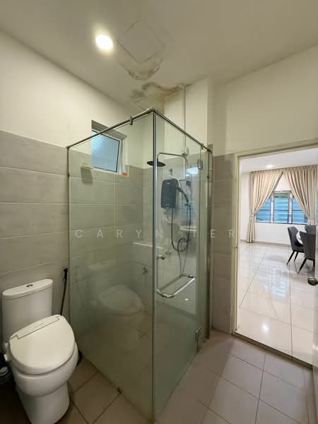 Semi-Detached House for Sale in Kelapa Sawit (Kulai) - Caryn Ter - Bathroom - PropertyGuru.com.my