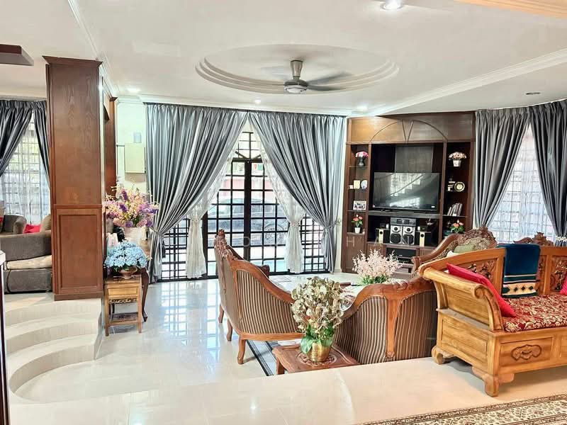 Bungalow for Sale in Johor Bahru (Johor) - Gideon Chan - Living Room - PropertyGuru.com.my