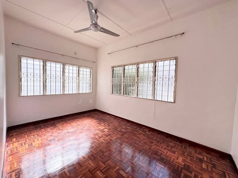 Semi-Detached House for Sale in Taman Nong Chik (Johor Bahru) - Janice . - PropertyGuru.com.my