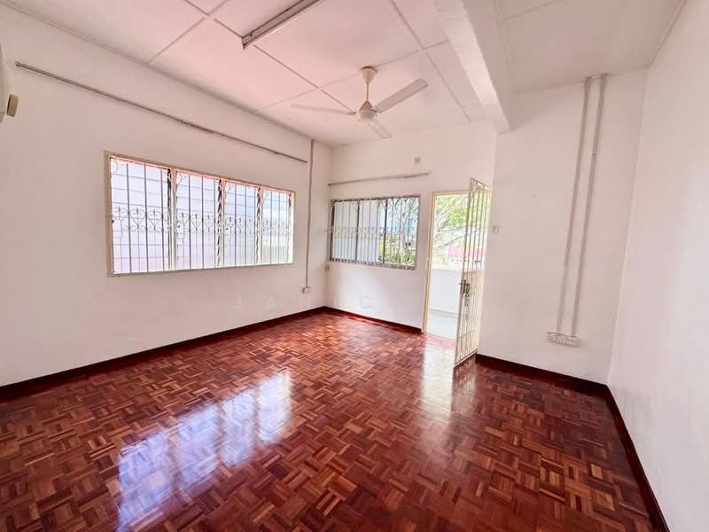 Semi-Detached House for Sale in Taman Nong Chik (Johor Bahru) - Janice . - PropertyGuru.com.my