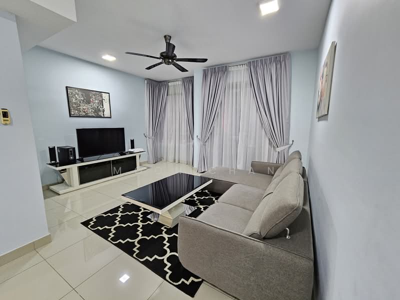 Servis Apartment untuk Disewa di Solaris Dutamas - Moon Chan - Living Room - PropertyGuru.com.my
