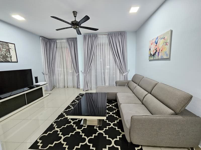 Servis Apartment untuk Disewa di Solaris Dutamas - Moon Chan - Living Room - PropertyGuru.com.my