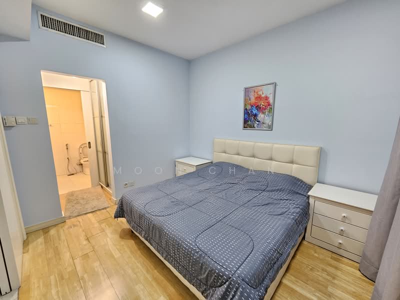 Servis Apartment untuk Disewa di Solaris Dutamas - Moon Chan - Bedroom - PropertyGuru.com.my