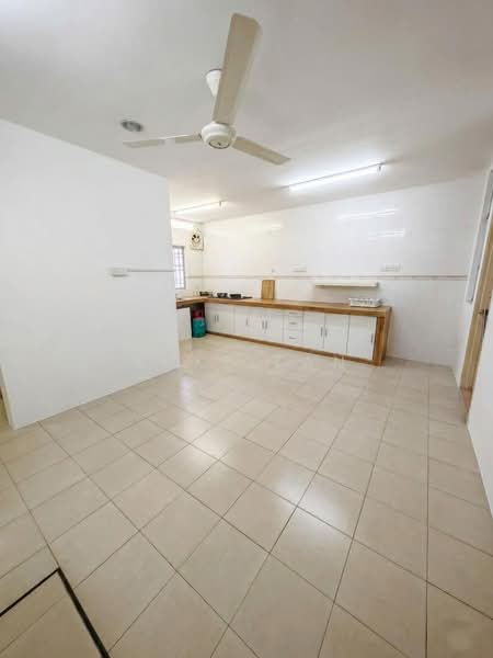 2-storey Terraced House for Sale in Taman Sri Bintang (Kepong) - Suki Tan - Kitchen - PropertyGuru.com.my