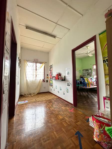 Semi-Detached House for Sale in Saujana Utama 2 (Ijok) - David Wong - Corridor - PropertyGuru.com.my